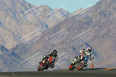 media/Dec-18-2022-SoCal Trackdays (Sun) [[8099a50955]]/Turn 10 (140pm)/